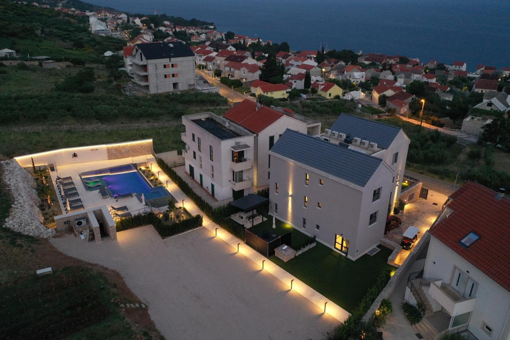Appartamento Grey House Bol Esterno foto