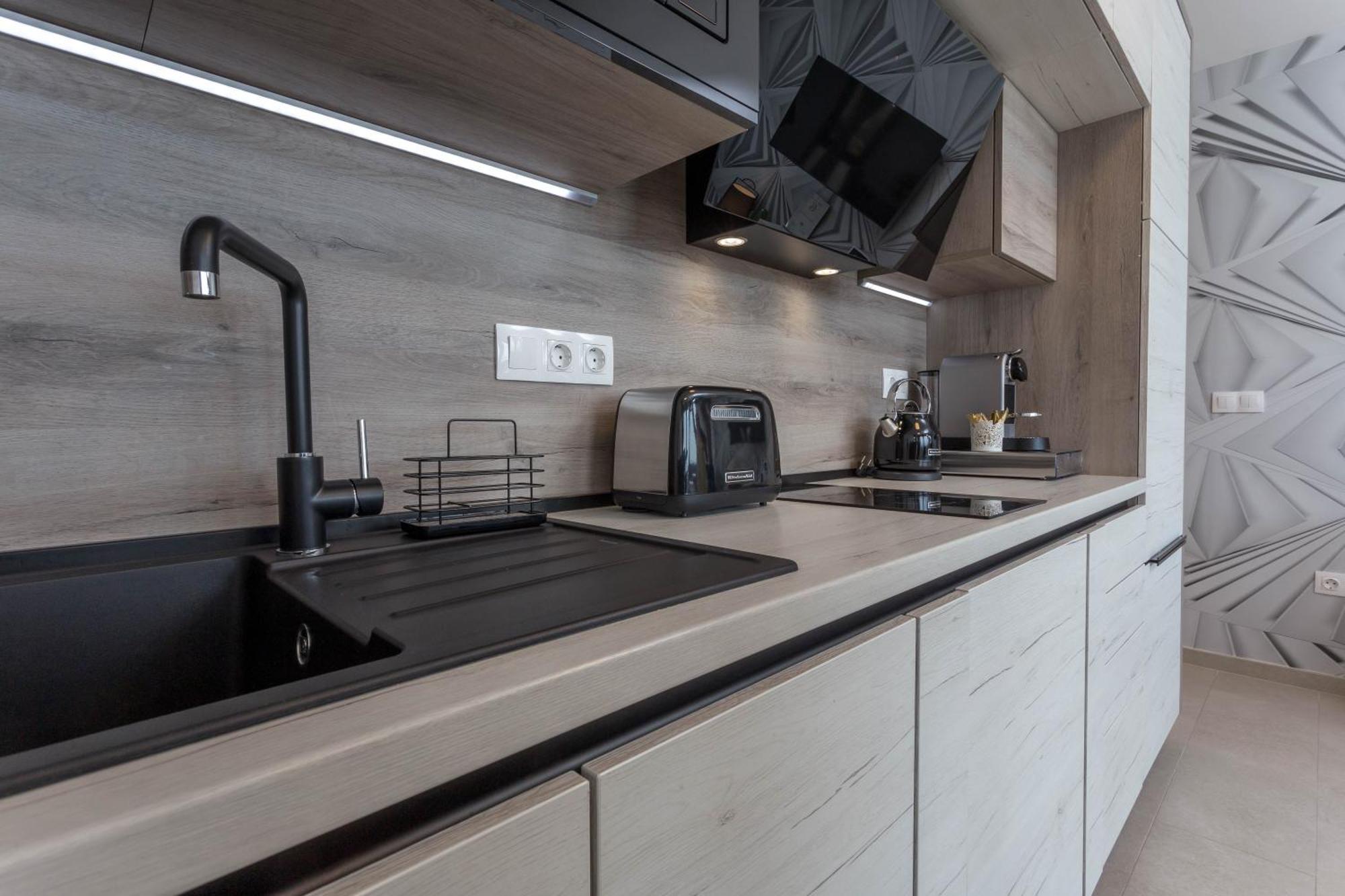 Appartamento Grey House Bol Esterno foto