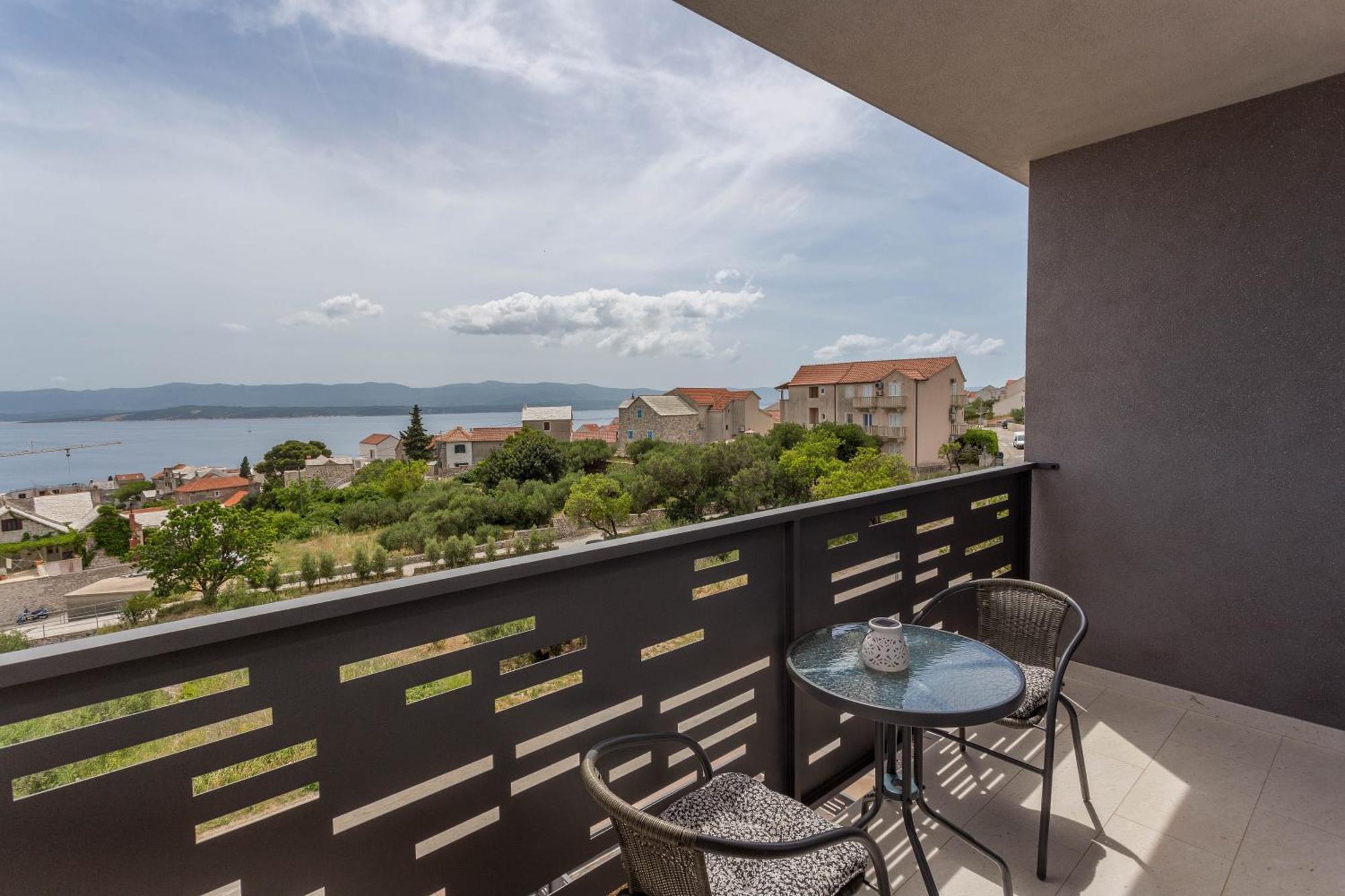 Appartamento Grey House Bol Esterno foto
